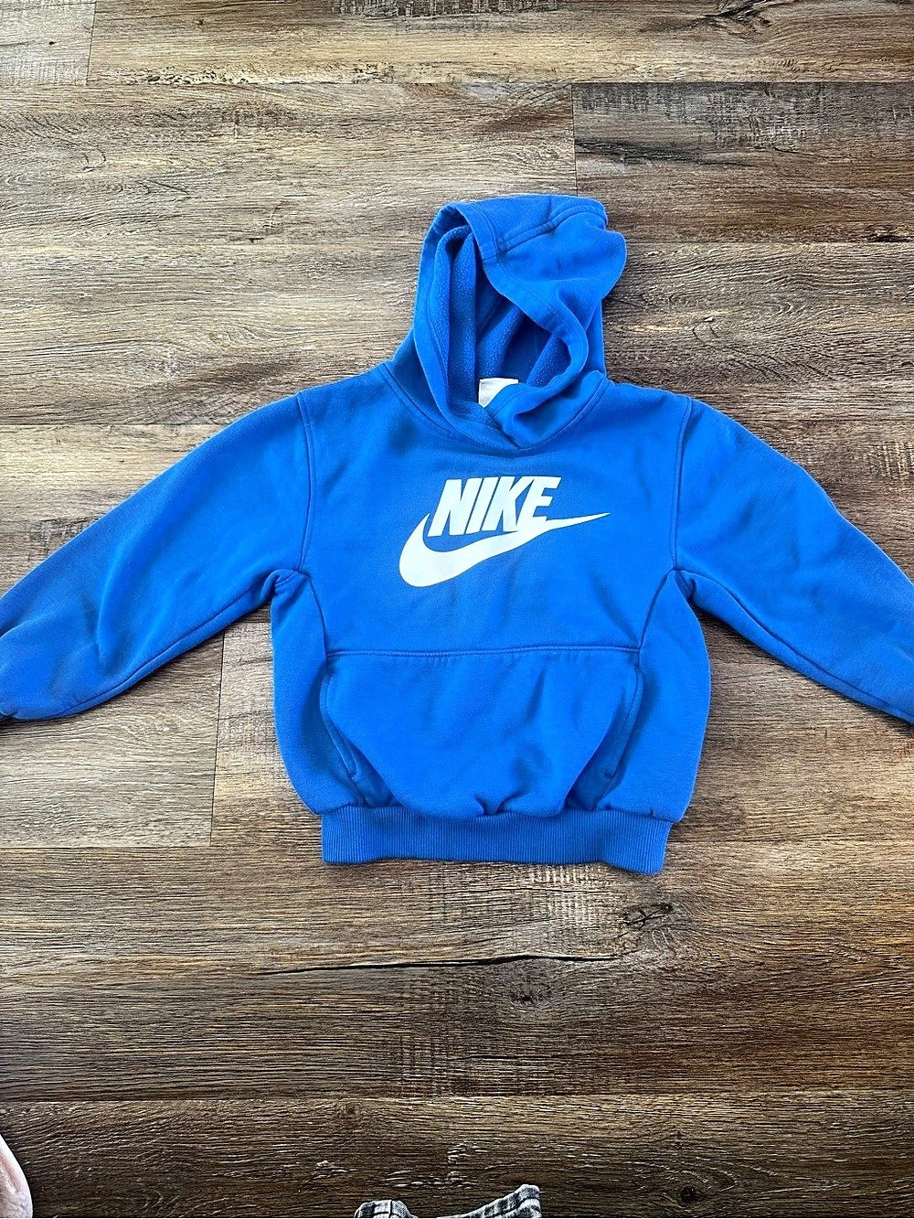 Nike Sportswear Club Fleece Pullover Hoodie Boys Medium Blue size 6